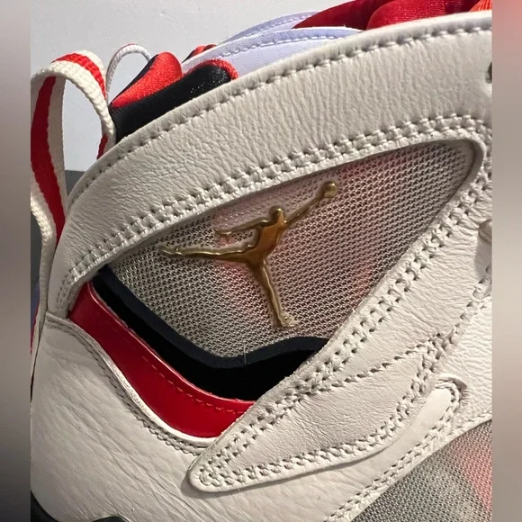 AIR JORDAN 7 RETRO BCFC White University Red